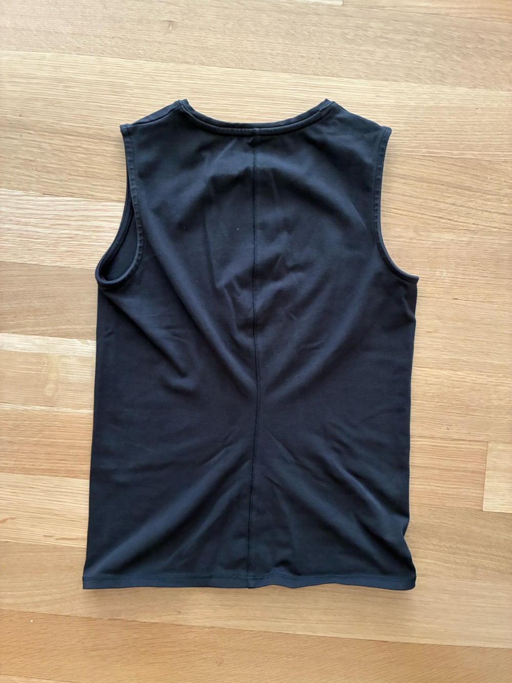 Everlane Form Tank - Picture 2 of 6